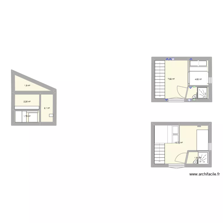 chambre. Plan de 8 pièces et 32 m²