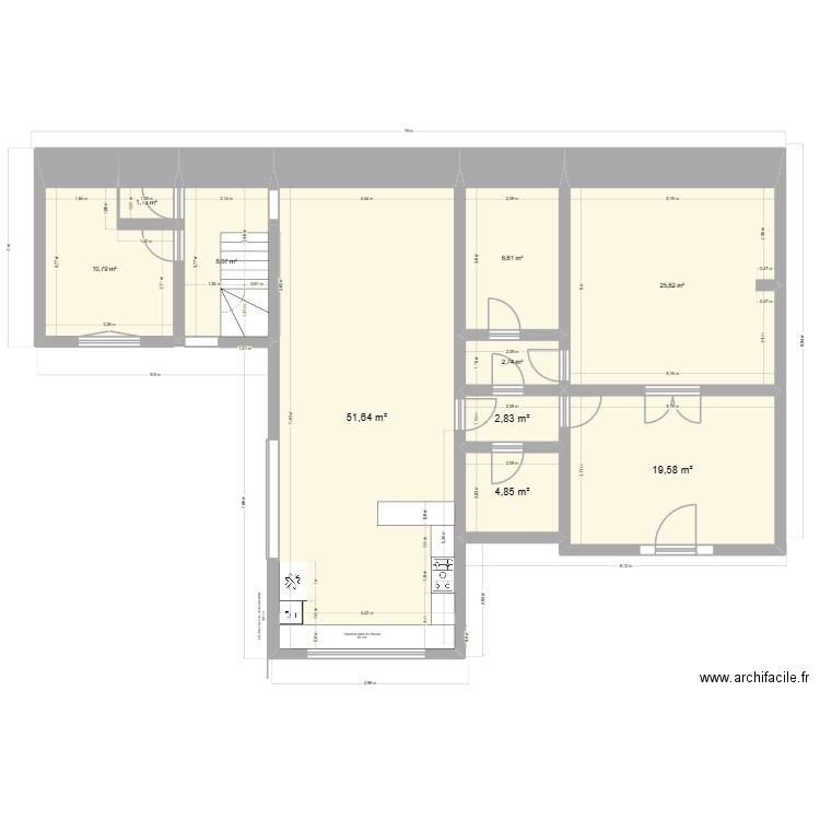 Cotation cuisine. Plan de 10 pièces et 136 m2