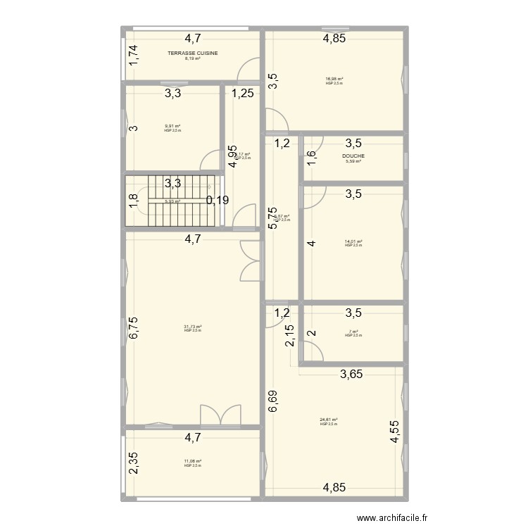 NIAMEY 2000 V2. Plan de 14 pièces et 148 m2
