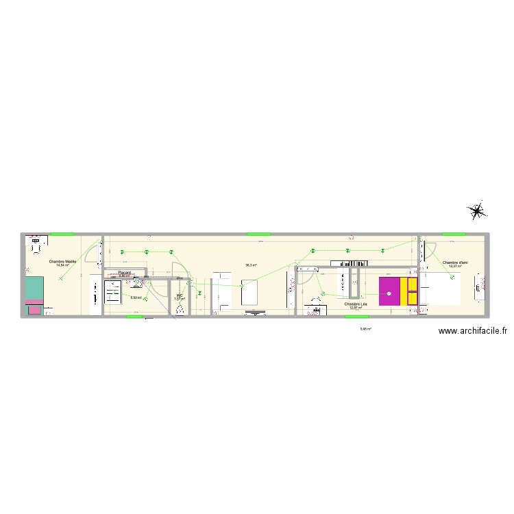 Combles. Plan de 8 pièces et 85 m2