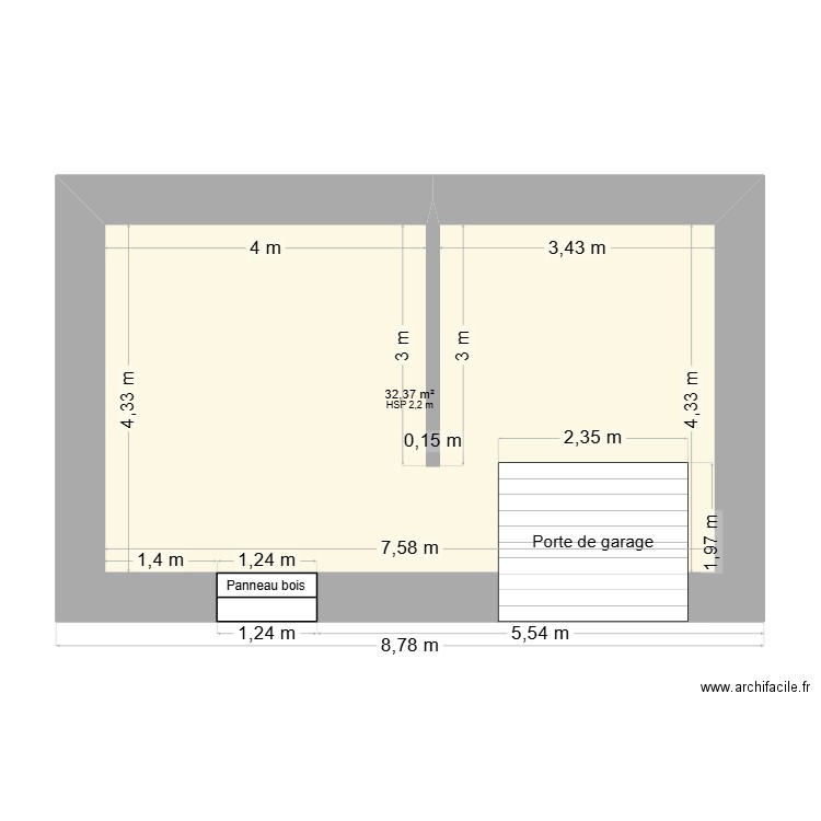 Plan d'aménagement avant travaux. Plan de 1 pièce et 32 m2