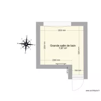 Grande salle de bain vide