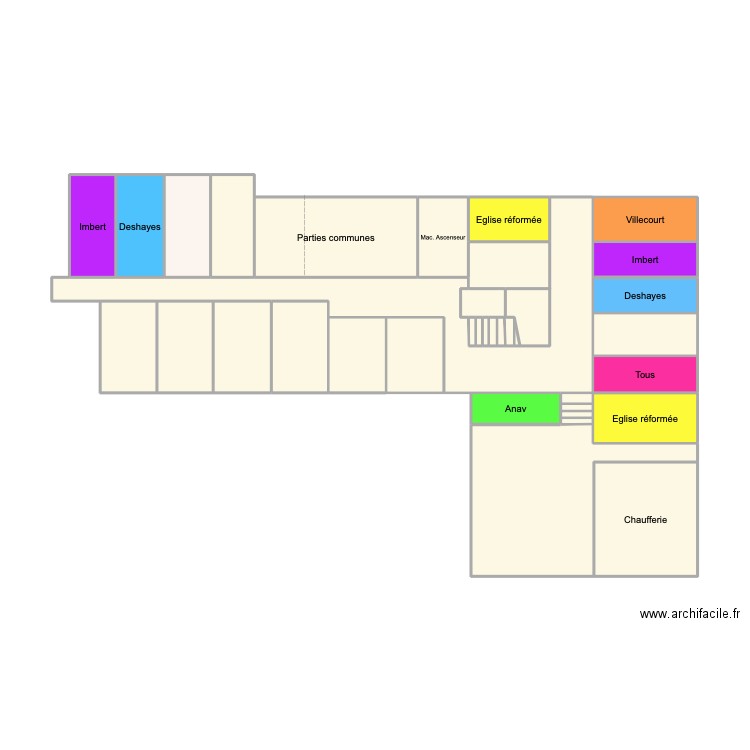situation initiale. Plan de 33 pièces et 49 m2
