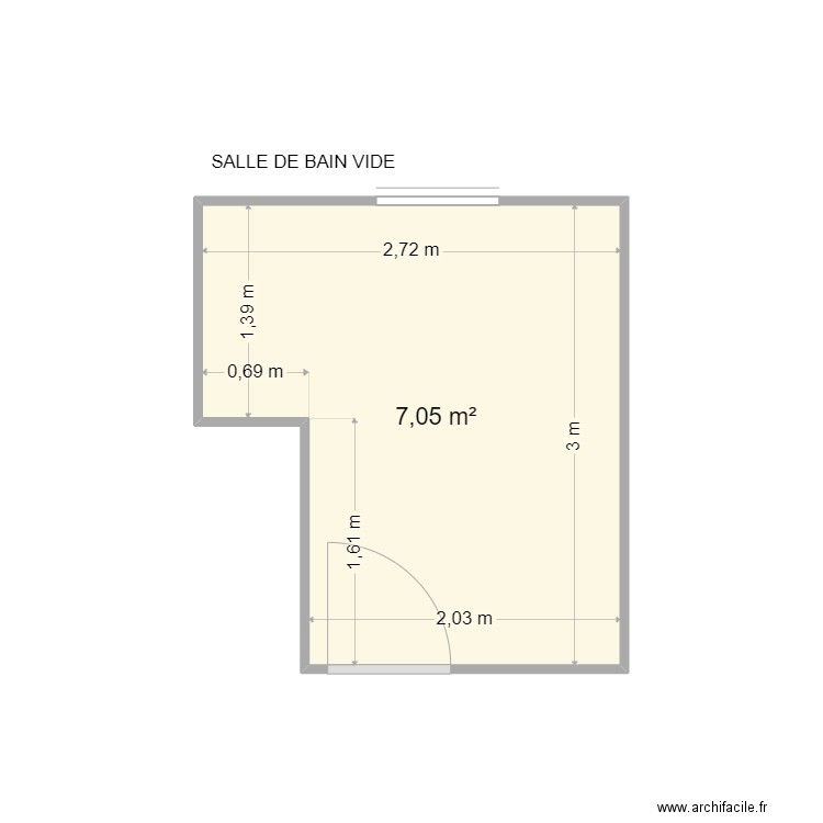 SALLE DE BAIN VIDE. Plan de 1 pièce et 7 m2