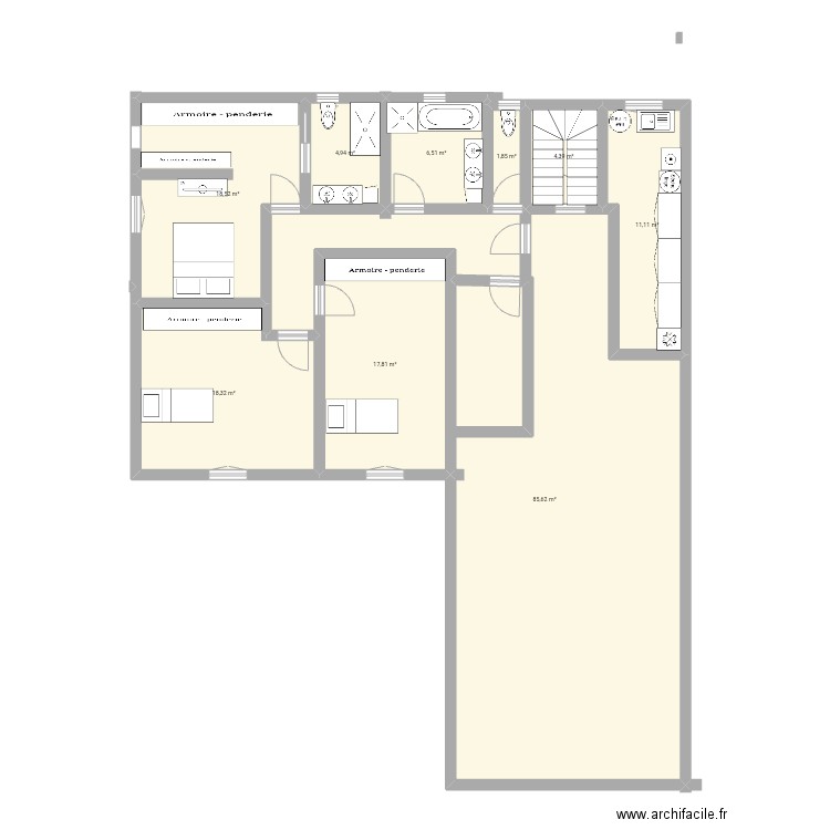 Maison. Plan de 9 pièces et 169 m2