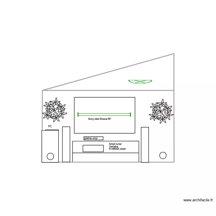 Mur cot&eacute; TV sans porte. Plan de 2  et 7 m²