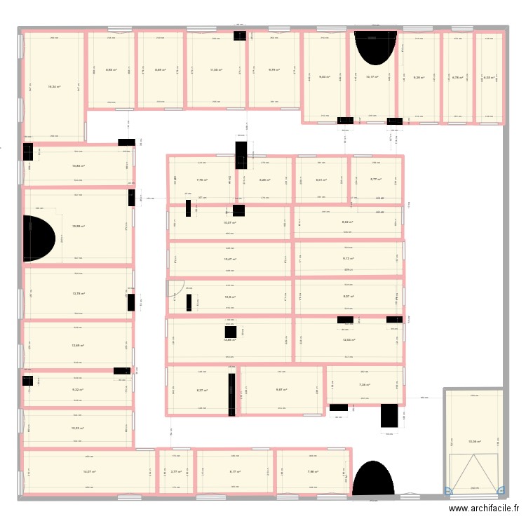 Arcadações Vila Real com divisões 1. Plan de 36 pièces et 358 m2