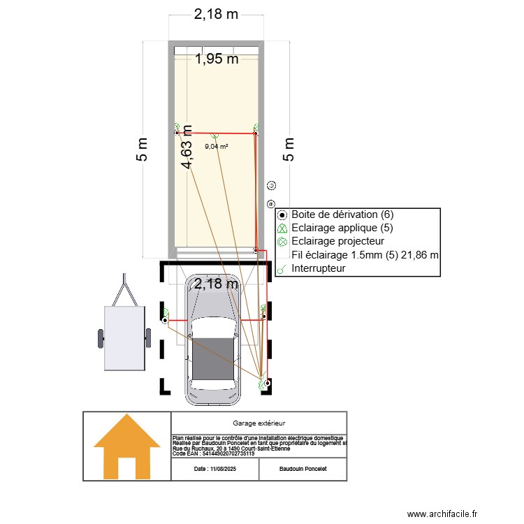 Garage extérieur. Plan de 1 pièce et 9 m2