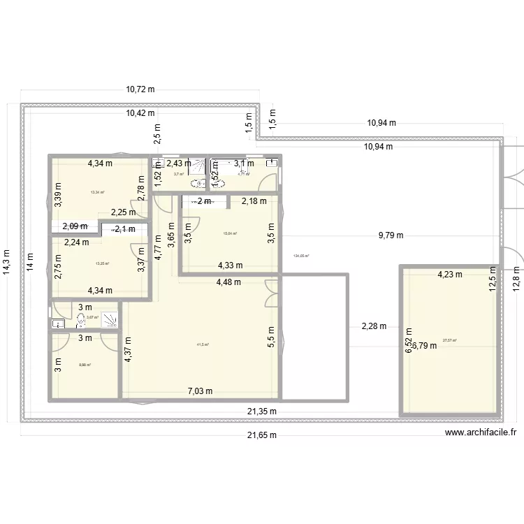 4 PIECES Port-Bou&ecirc;t + magasin. Plan de 10  et 414 m²
