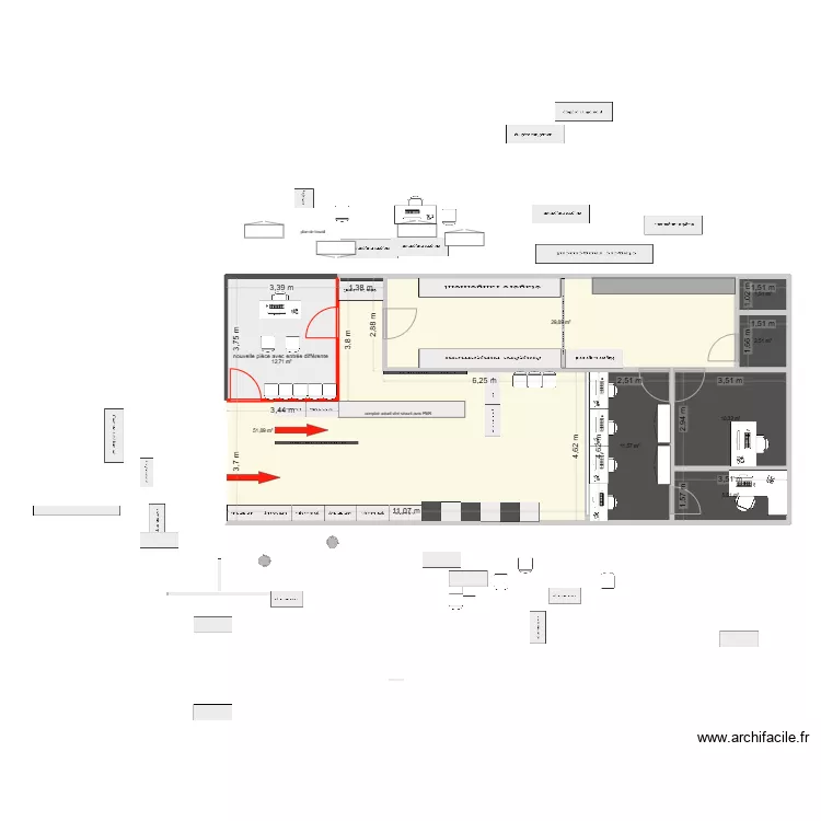 PLAN boutique avec entré voyage et agence immo et espace voyage + formations. Plan de PLAN boutique avec entré voyage et agence immo et espace voyage + formations. Plan de