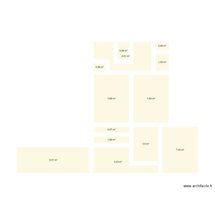 Filipé Quintela. Plan de 13 pièces et 50 m2