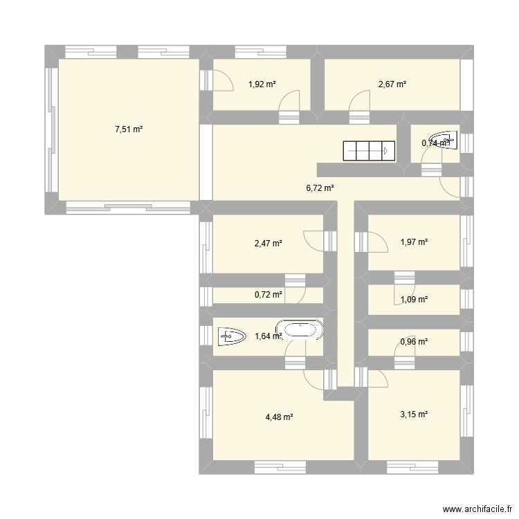 Maison Toulepleu. Plan de 13 pièces et 36 m2