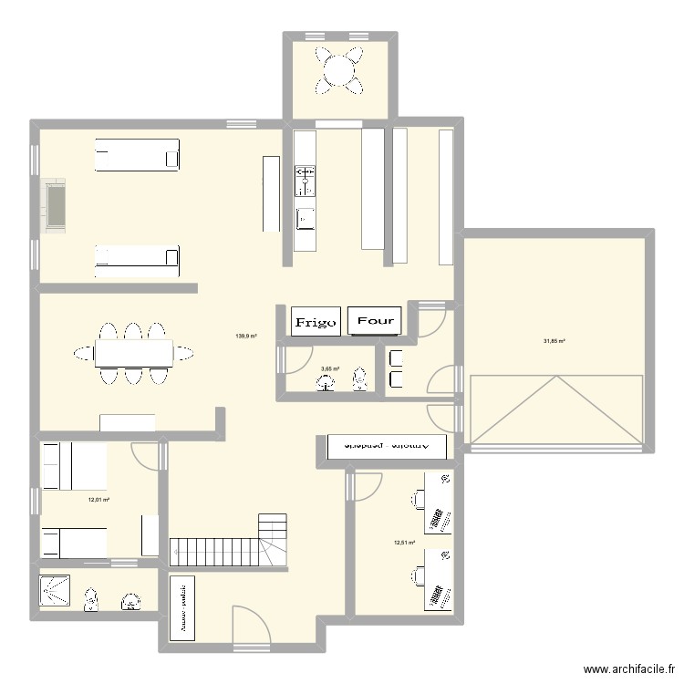 casa ideal. Plan de 5 pièces et 200 m2