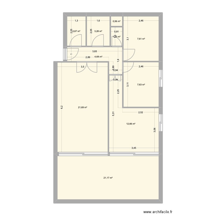 Crespo 2. Plan de 10 pièces et 83 m2