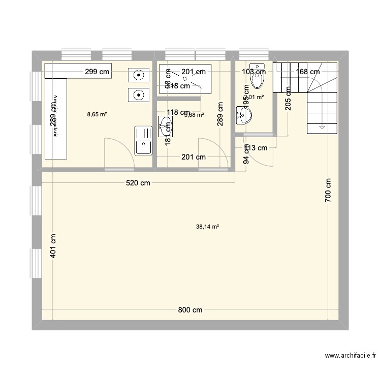 Garage + buanderie + Studio à l'etage. Plan de 6 pièces et 110 m2