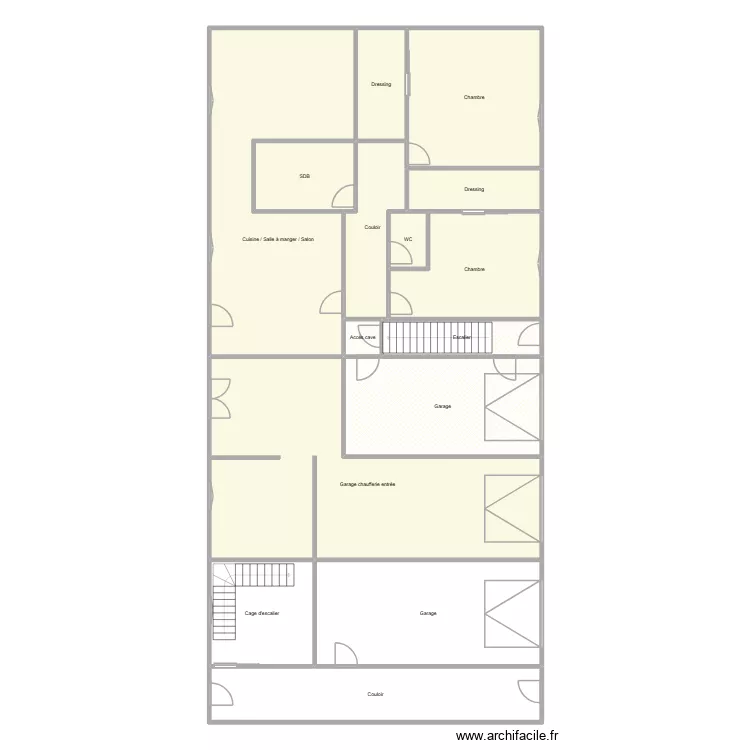 RDC brut. Plan de 15 et 284 m² RDC brut. Plan de 15 et 284 m²