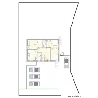 studio à gauche et entrée à droite cuisine sud