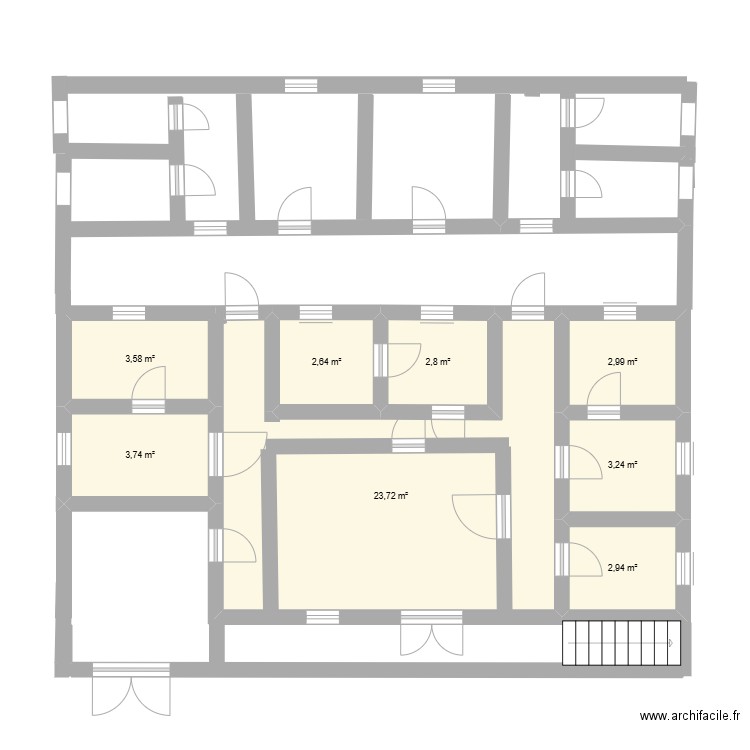 koita. Plan de 8 pièces et 46 m2