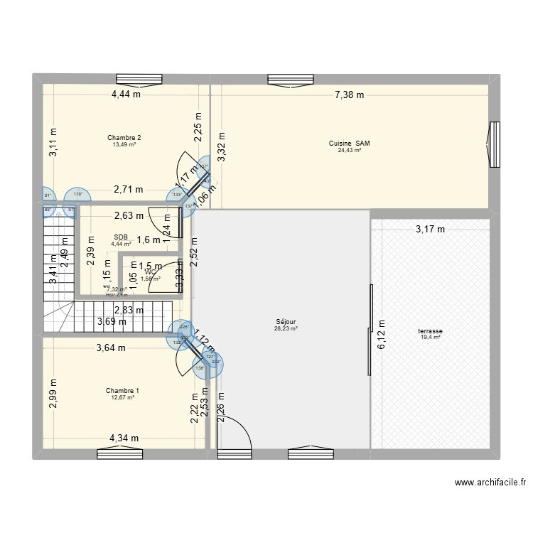 bled. Plan de 8 pièces et 112 m2