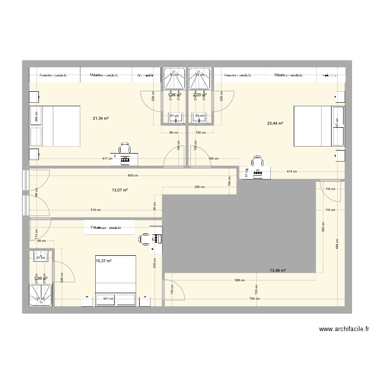 Combles Boisson. Plan de 9 pièces et 111 m2
