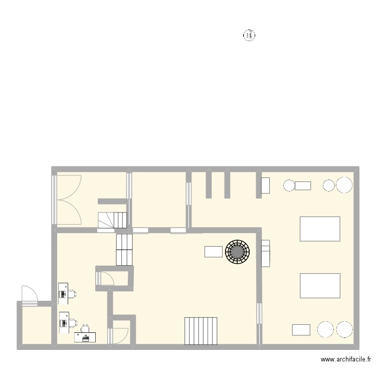 Plano lojia. Plan de 6 pièces et 129 m2