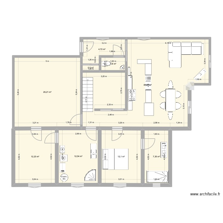 CHA-PER-101225. Plan de 9 pièces et 126 m2