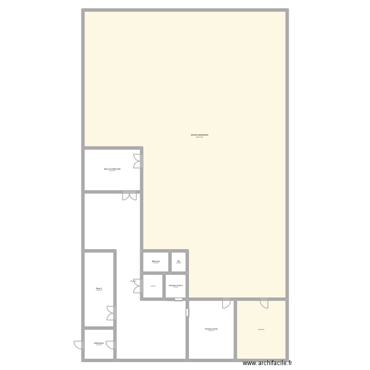 PLAN. Plan de 11 pièces et 709 m2