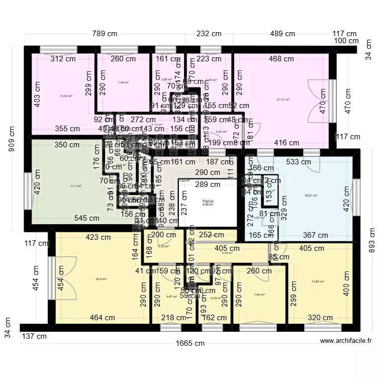 Voltaire. Plan de 81  et 738 m²