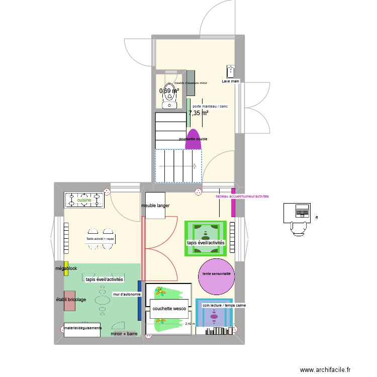 accueil enfants. Plan de 4 pièces et 25 m2