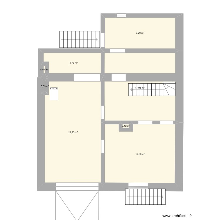 Robin Florenville. Plan de 8 pièces et 73 m2