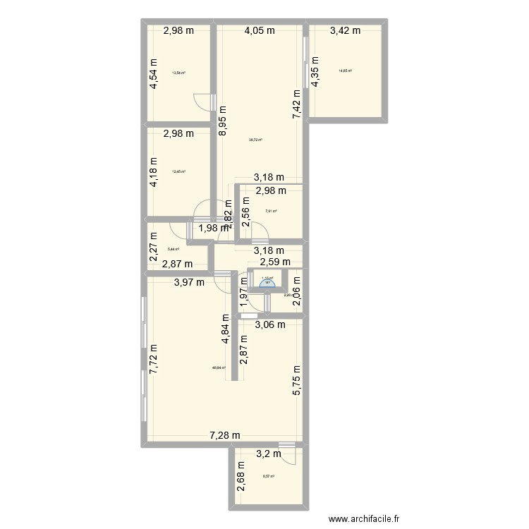 Maison. Plan de 10 pièces et 155 m2