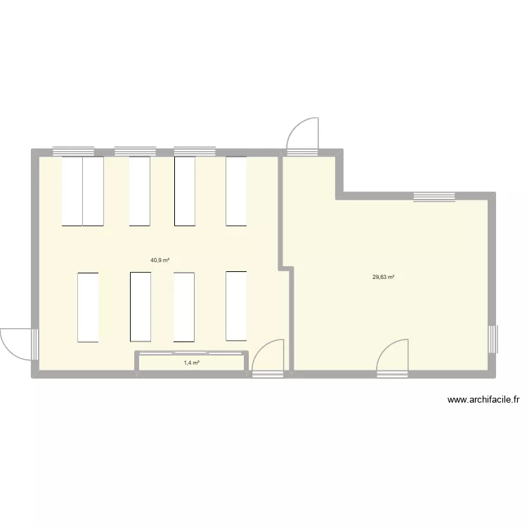 caserne foyer apr&egrave;s travaux. Plan de 3 pièces et 72 m²
