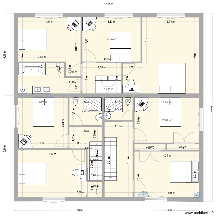 CHATILLON LA PALUD Niveau 1. Plan de 9 pièces et 131 m2