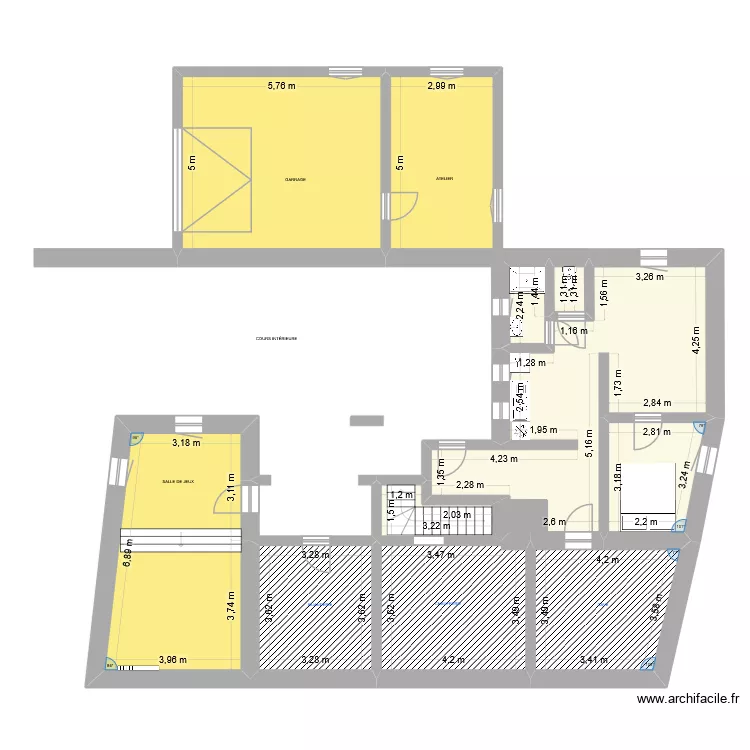 RDV + appart T2. Plan de 11  et 154 m²