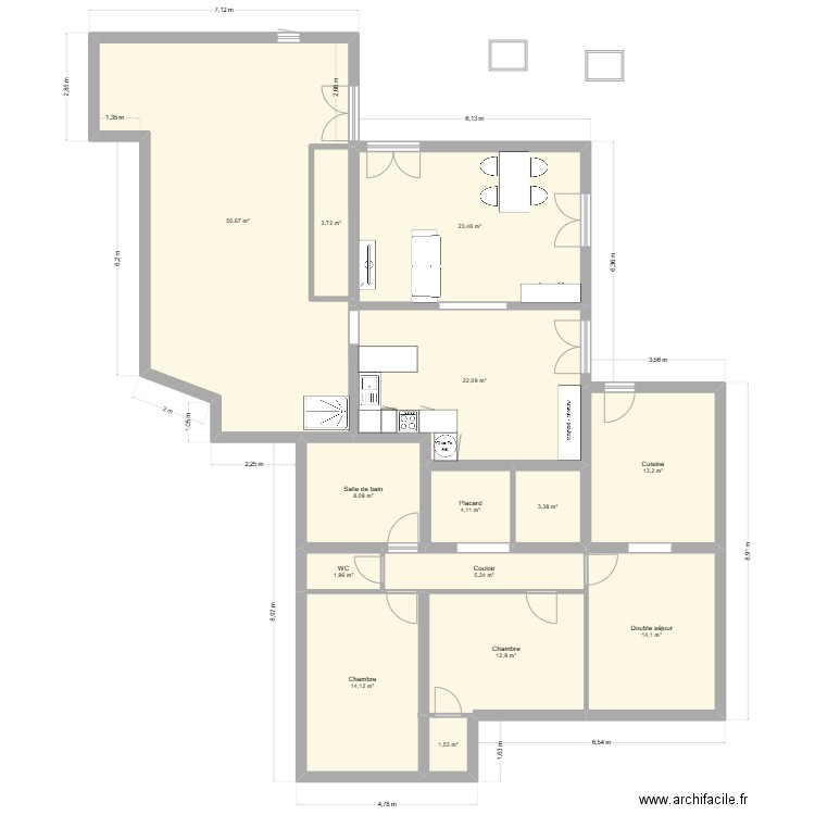 LINXE ETAGE avec bonne cote comble. Plan de 14 pièces et 179 m2