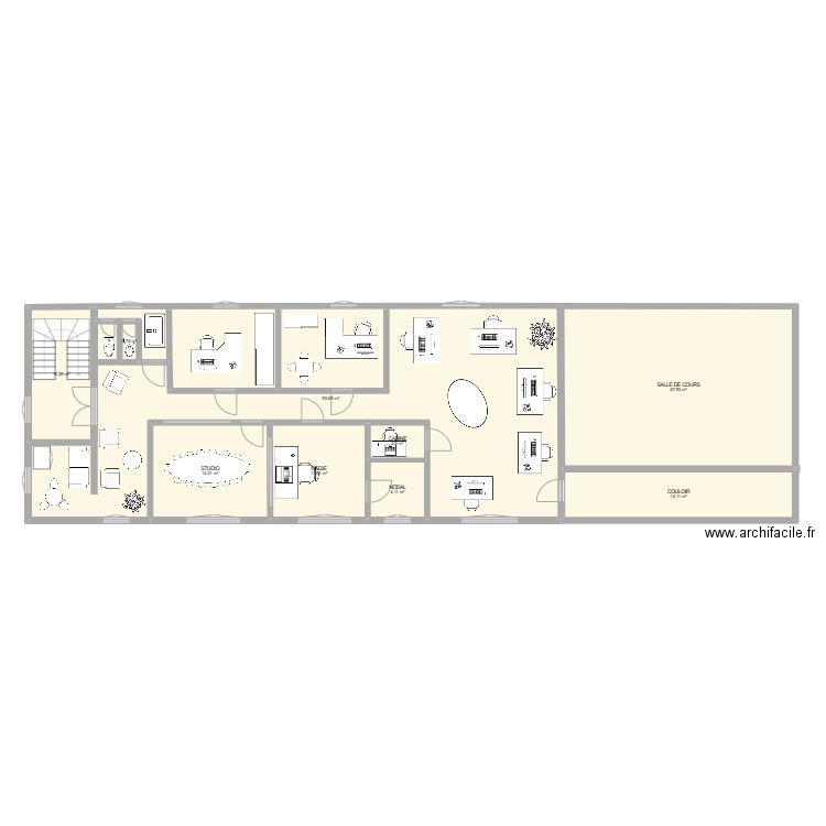 Plan nu. Plan de 9 pièces et 199 m2