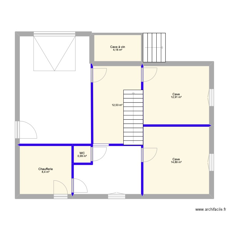 Cave. Plan de 6 pièces et 54 m2