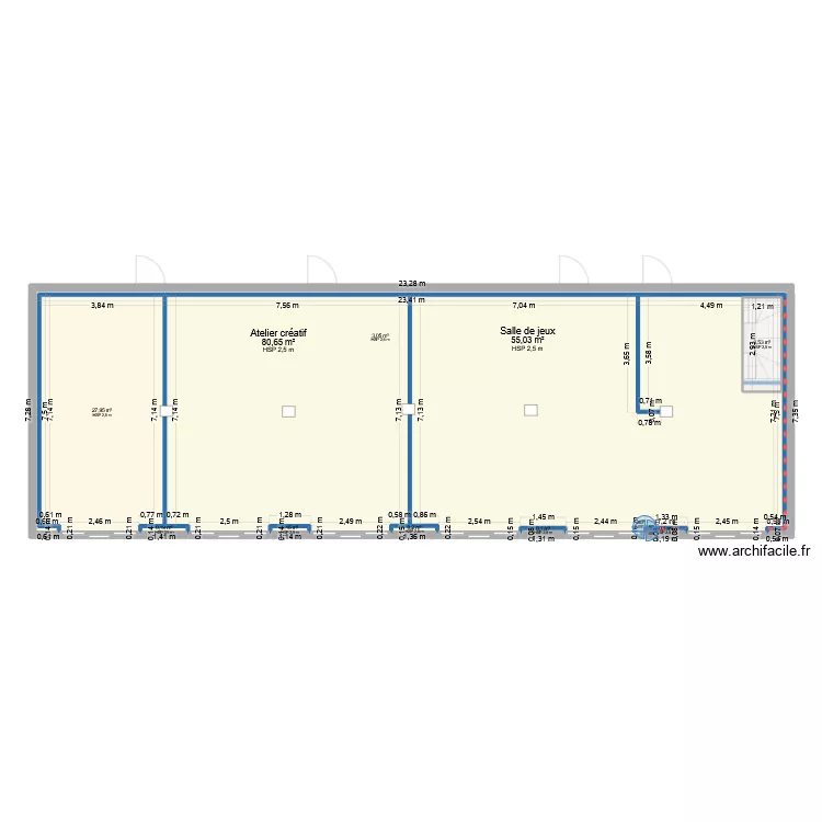 Salle d'accueil avec doublage 1 et sous sol. Plan de 23  et 514 m²