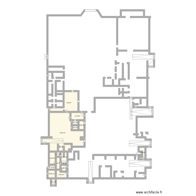 garage. Plan de 17 pièces et 17 m2
