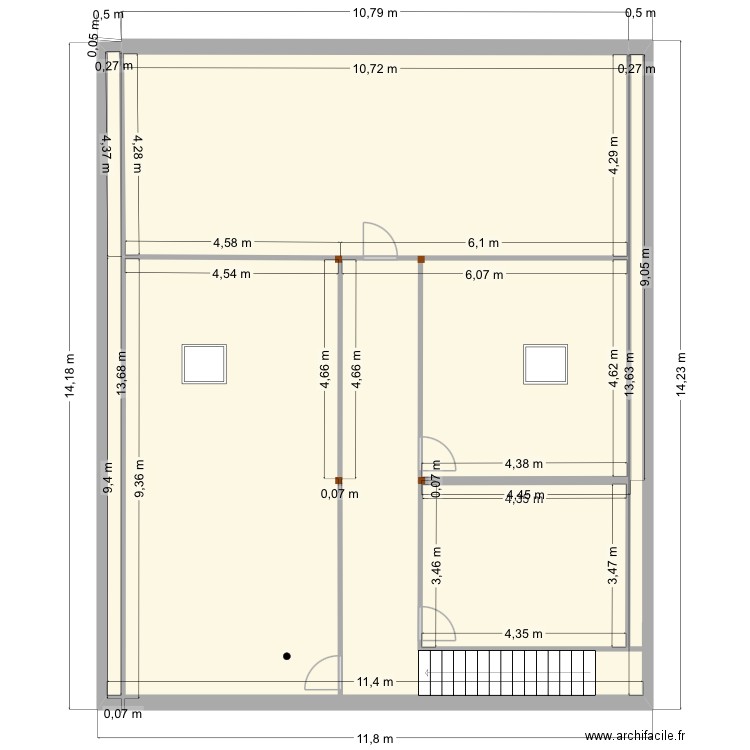 SOCIER. Plan de 4 pièces et 324 m2