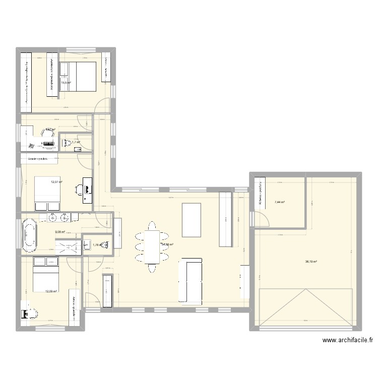 Maison test en L. Plan de 10 pièces et 156 m2