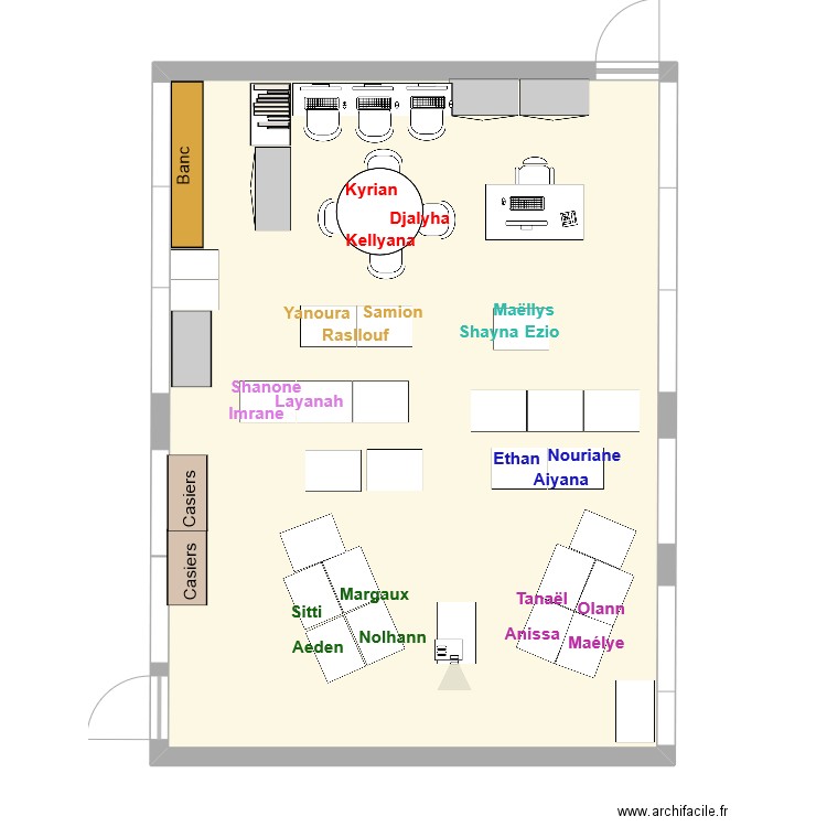 P4 - 5 Groupes de 3-4 HETERO. Plan de 1 pièce et 65 m2