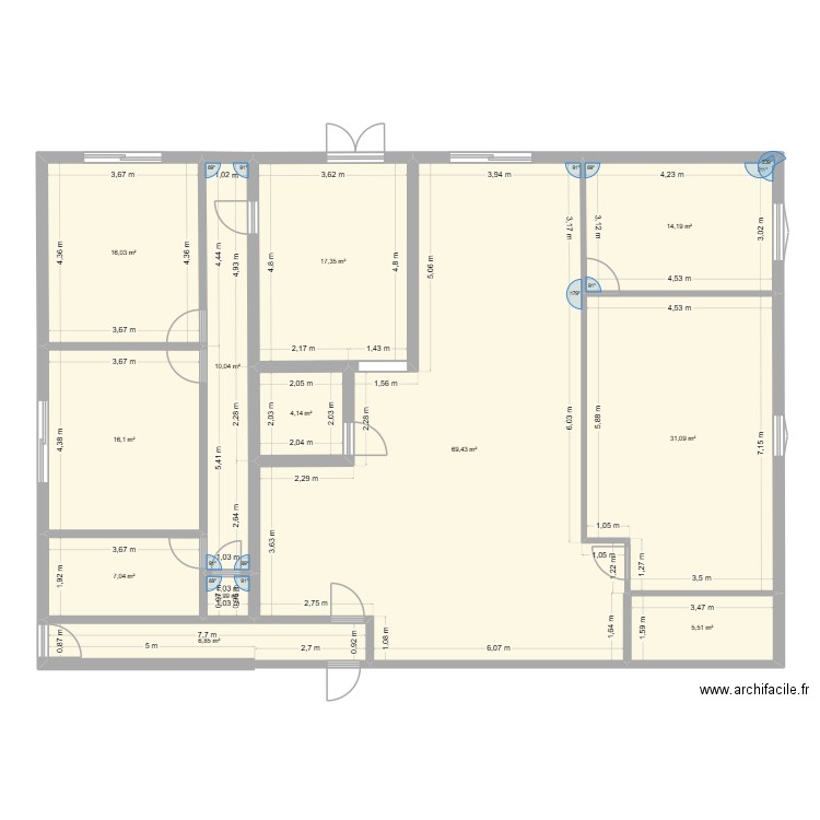 abc. Plan de 12 pièces et 199 m2
