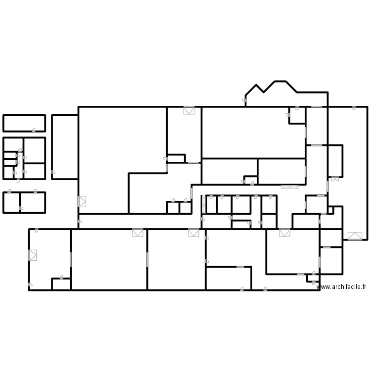voie verte rdc. Plan de 49 pièces et 4743 m2