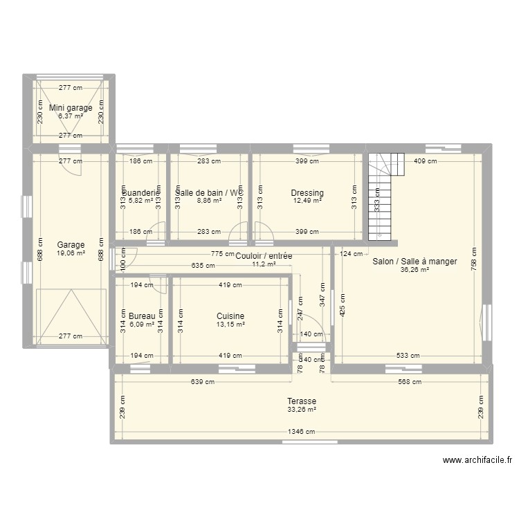 Maison 2 . Plan de 10 pièces et 153 m2